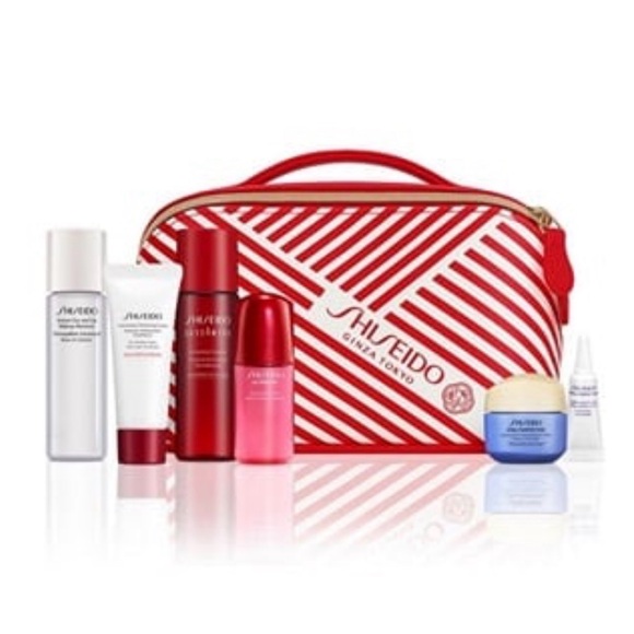 Shiseido Other - Shiseido Red and White Skincare Set